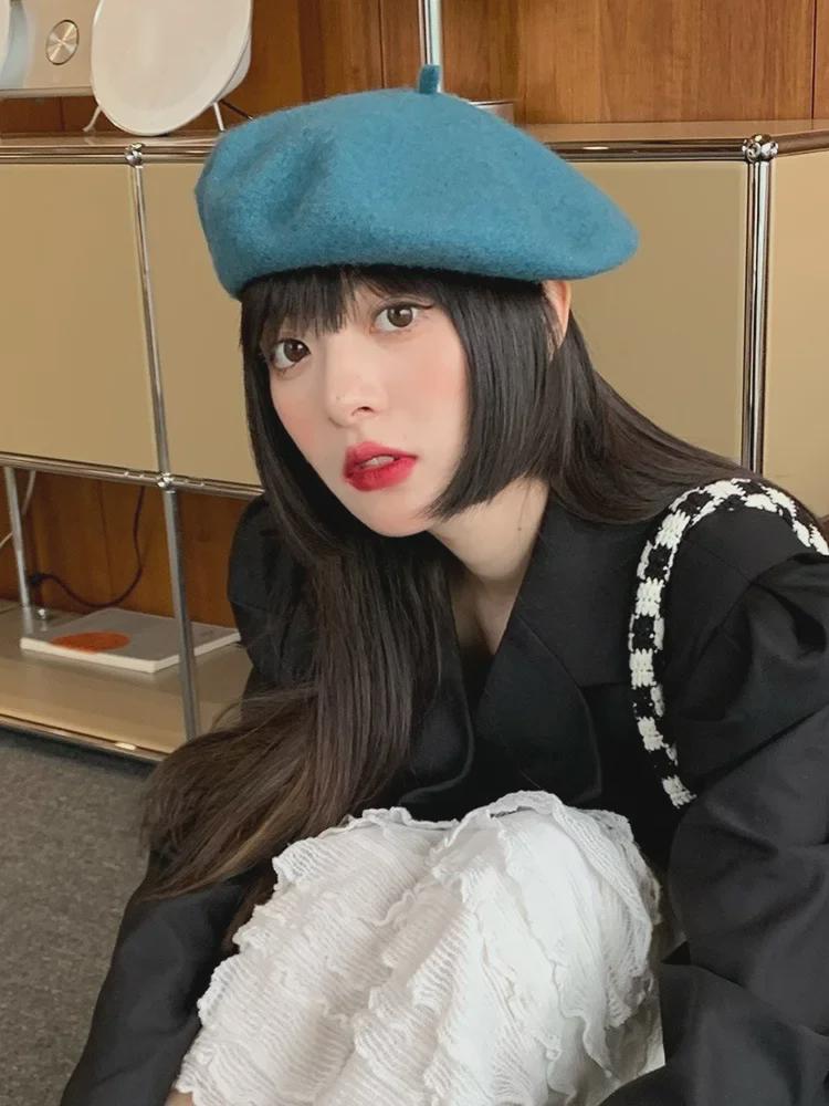 Dámský fialový vlněný baret: Klobouk se širokou krempou, Vintage britský, korejský a japonský styl pro podzim/zimu