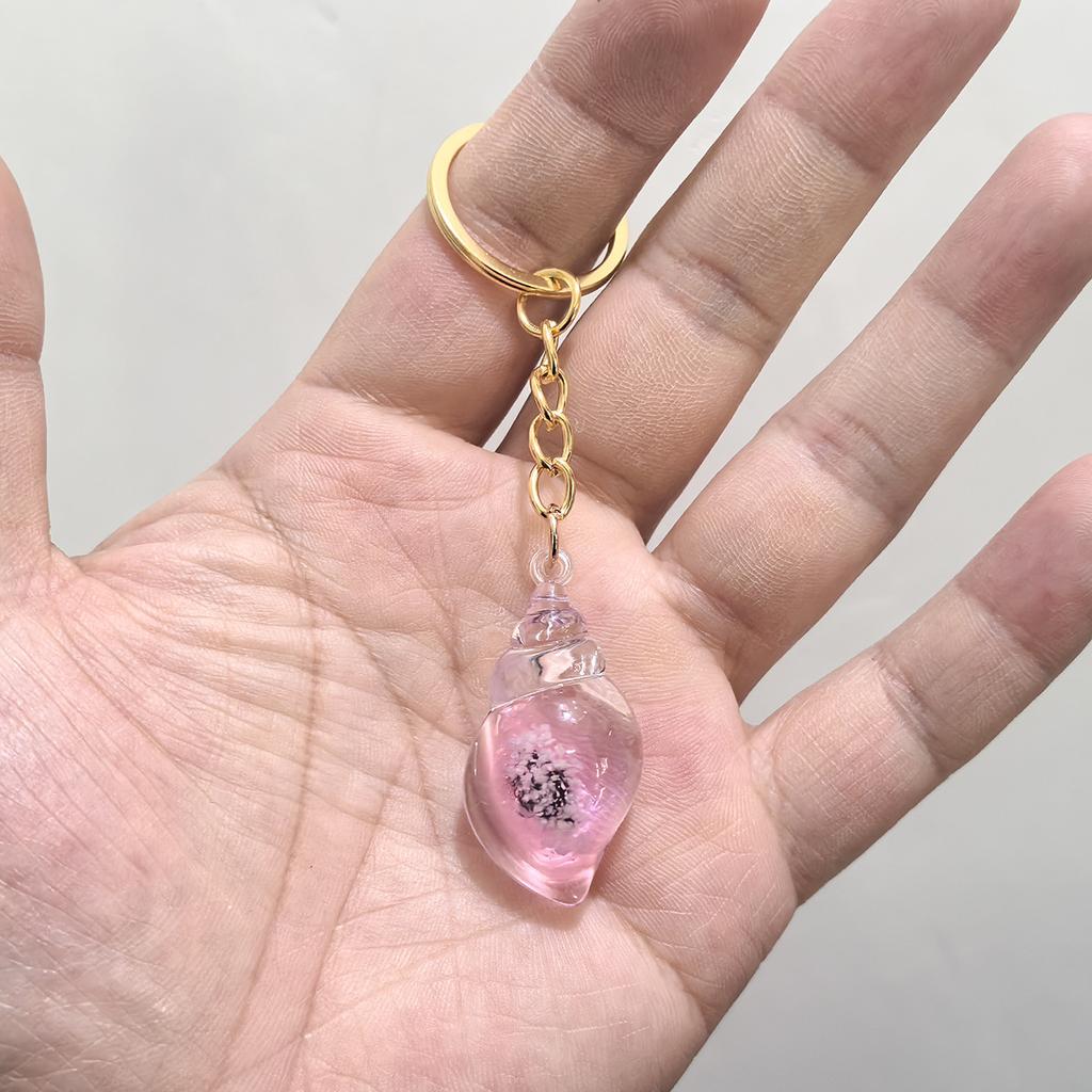 Luminous Transparent Conch Keychain Y2k Personalized Bag Pendant for Women Couple Family Keychain Pendant