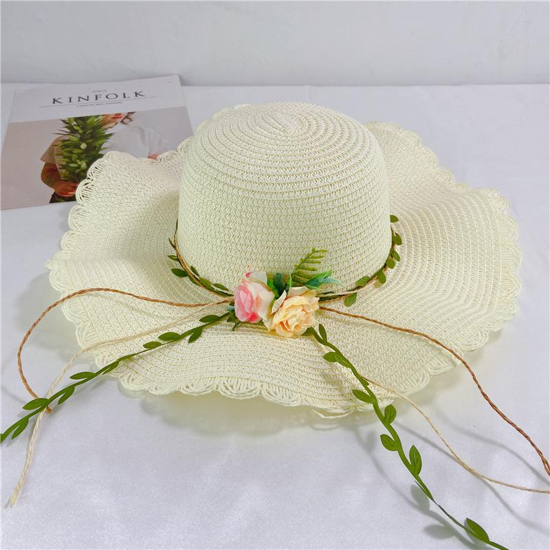 Summer flower straw hat women's foldable wavy edge small fresh big brim sun hat travel sun protection seaside beach hat