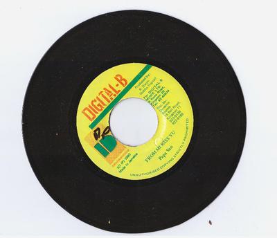 7inch Record PAPA SAN - From Mi Kiss You NONE Digital-B 1993 Jamaica Reggae, Ska & Dub Used