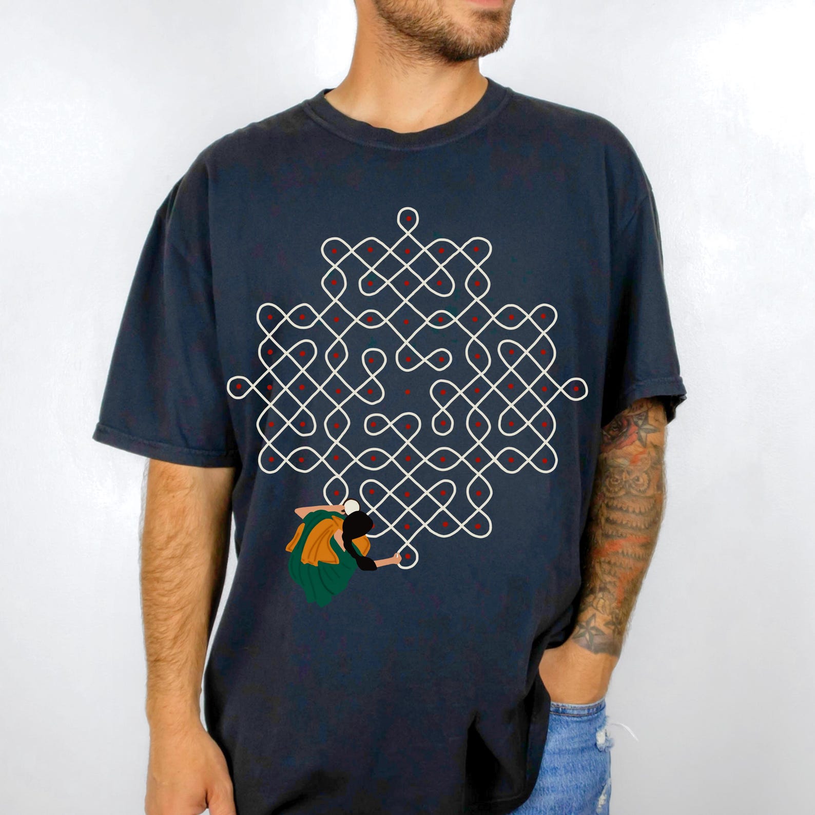 Kolum Art Cotton Graphic T-shirt, South Asian unisex Tee, Tamil Gift, Kolam Design, L