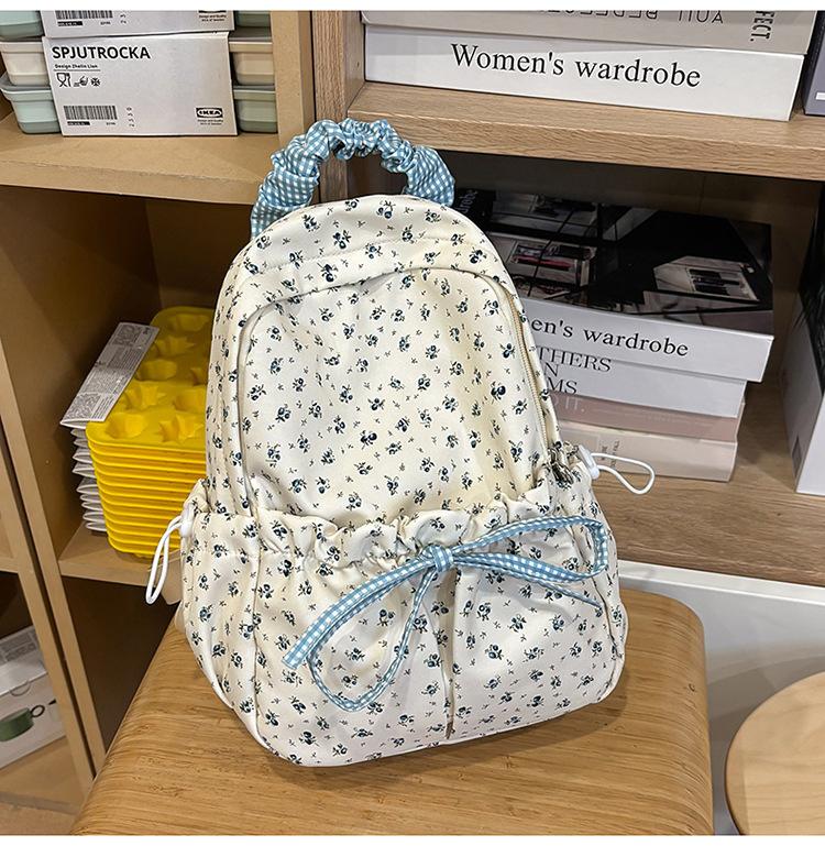 Schoolbag Korean New High-value, Fresh, Sweet and Cute Small Flower Backpack, Lightweight and Large-capacity Backpack for Junior and High School