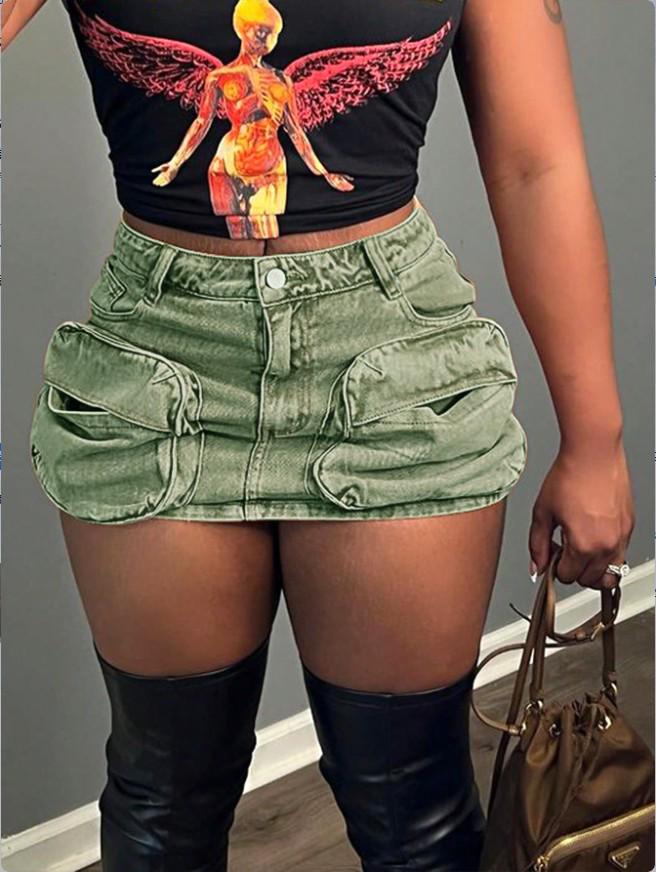 Women's Straight-Leg Denim Cargo Shorts with Pockets