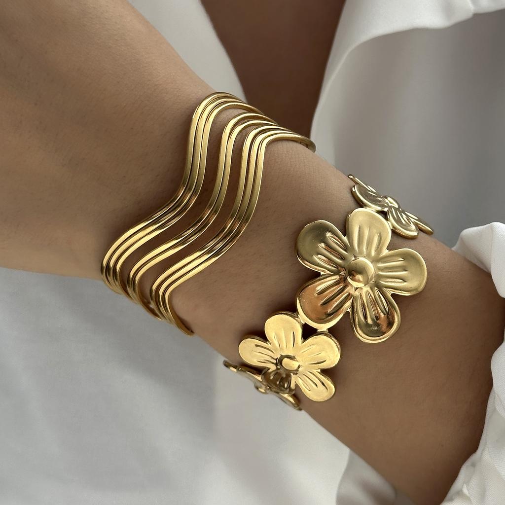 Stainless Steel Wide Bangles for Women Luxury Gold Color Chunky Flower Cuff Bangle Bracelet Femme Vintage Aesthetic Jewelry Gift