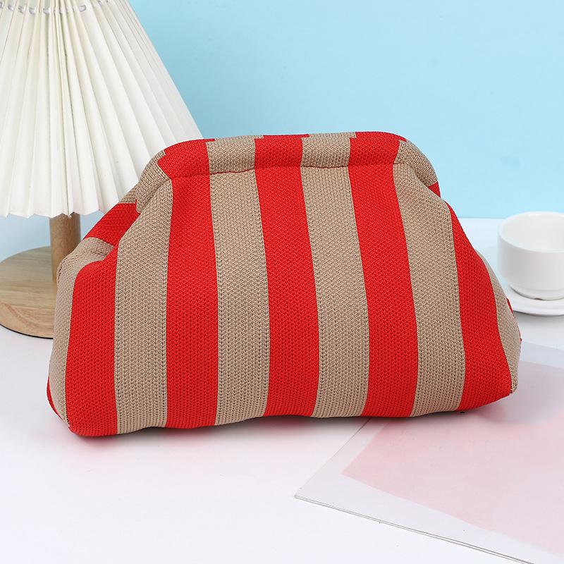 Yogodlns Poșetă de plajă de vară pentru femei Poșete de mână țesute din croșetat Poșete de tricotat Poșetă de găluște Geantă de găluște în formă de nori ocazional