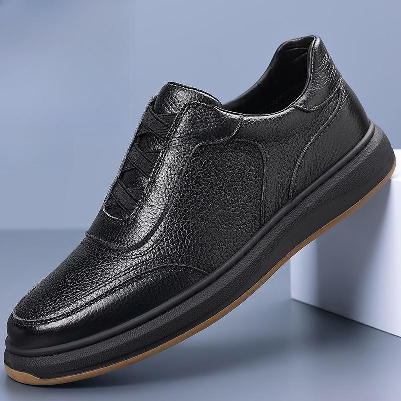 Fashion Men's Slip on Leather Shoes Autumn New Hollow Breathable Fashion Casual Shoes Comfortable Height Increase Outdoor Non Slip Flats