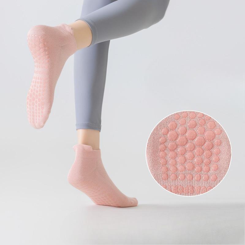 Yoga Socks, Women's Sweat-absorbing and Moisture-wicking Sports Short Socks, Silicone Anti-slip Cotton Socks, Breathable and Non-shedding, Fitness