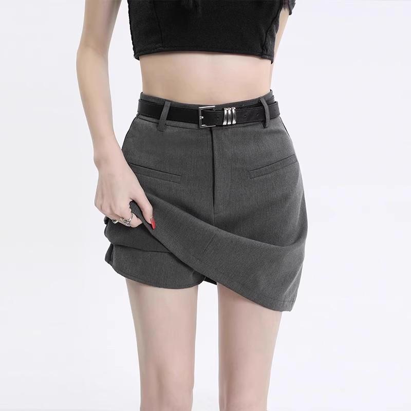 2025 Women's Gray High-Waist A-Line Miniskirt: College Style, Summer Slimming, Anti-Exposure Hip-Hugging Design