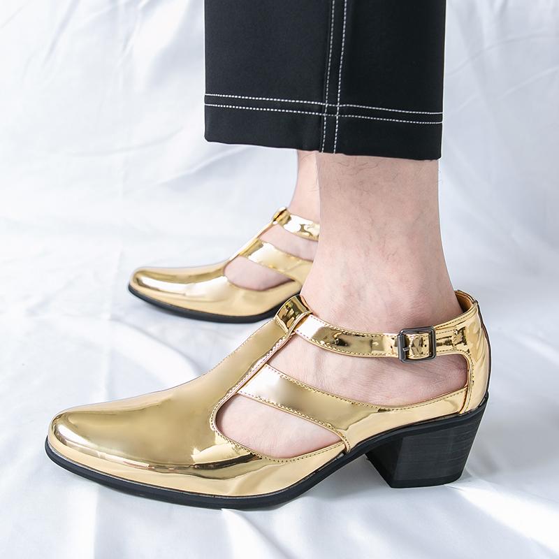 Summer New Men Gladiators Pointed Charm Gold Silver Belt Buckle Leather Casual Shoes Breathable Beach Sandals Outdoor Slippers