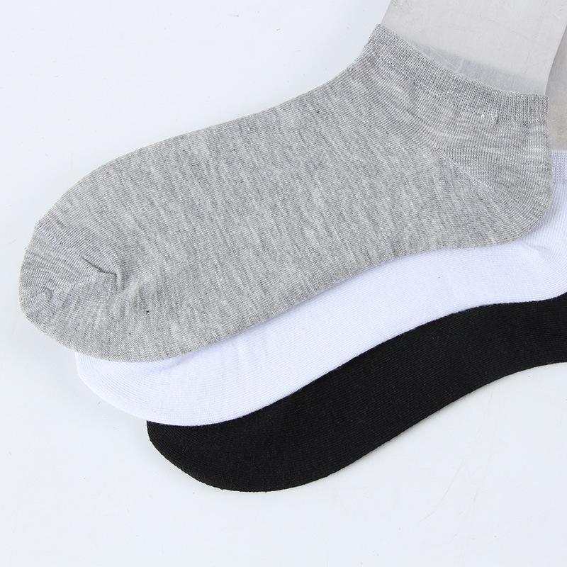 Men Spring and Summer Cotton Pure Color Casual Low Top Shallow Mouth Design Boat Socks