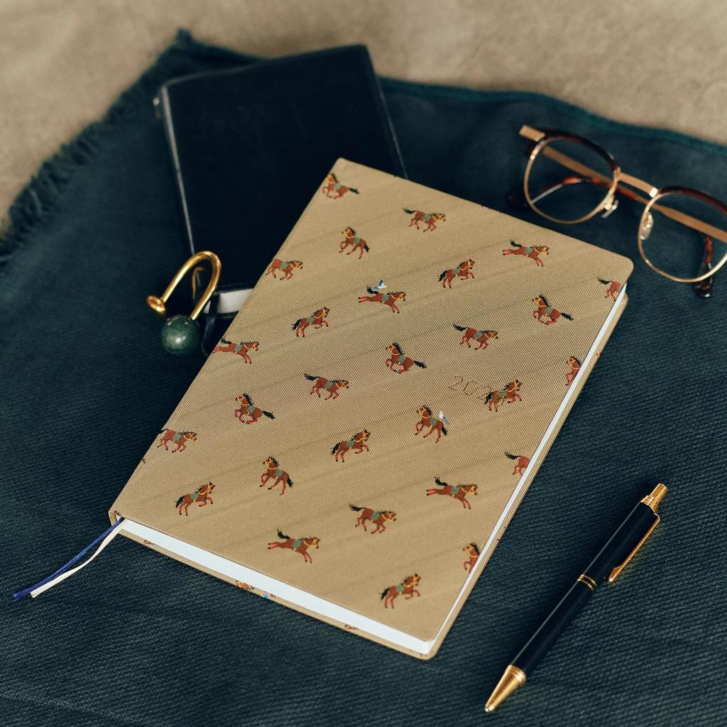 Hobonichi Techo 2026 HON English Ty Horse Page Per Edition & Chief/Galloping [A5/1 Day/January/Monday Start]