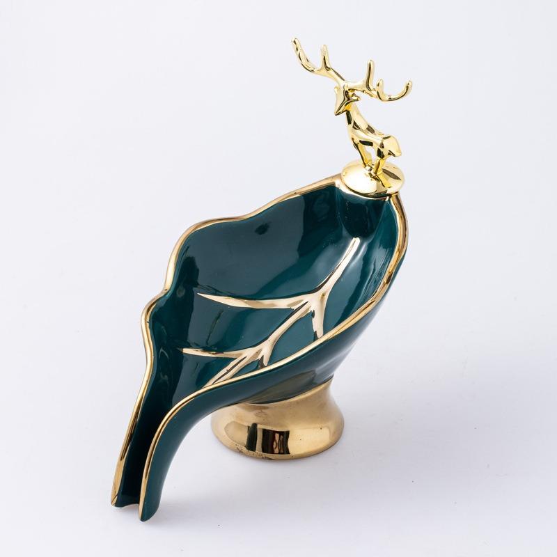 Soap Box Household High-end Drain Soap Box Bathroom Light Luxury Style Personality Creative Soap Box Shelf