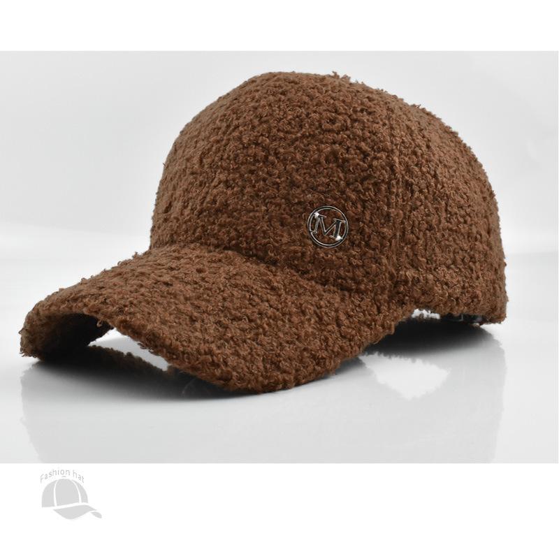 Winter Solid Color M Logo Baseball Cap - Women's Lamb Wool Peaked Hat, Outdoor Warm Casual Fashion Fluffy Visor