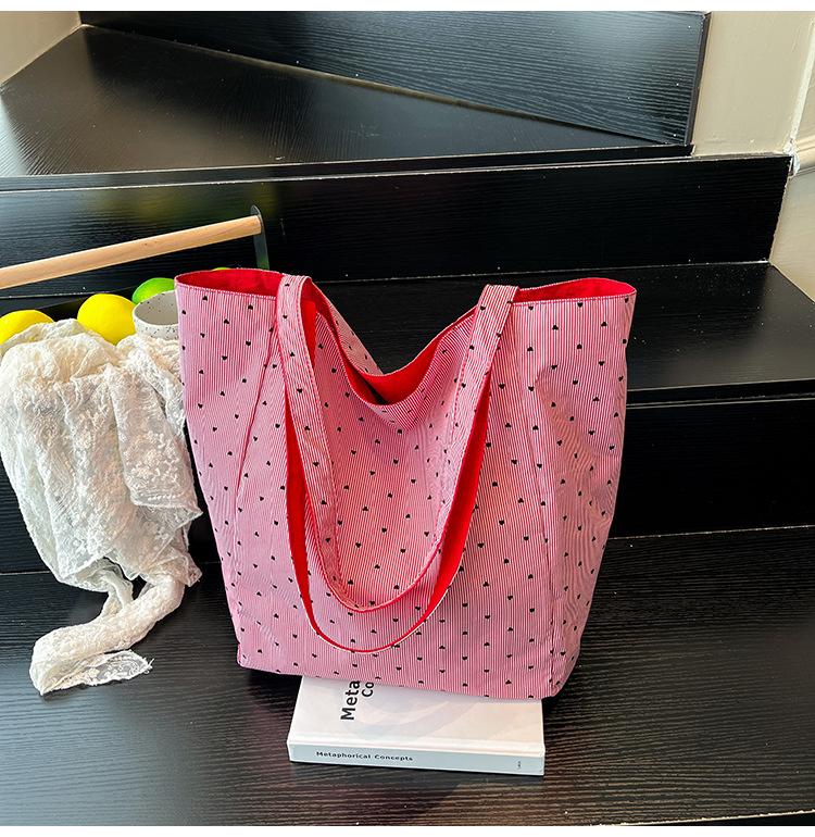 

Canvas bag women s large-capacity new autumn and winter versatile lazy style shoulder shopping bag student tote bag красный