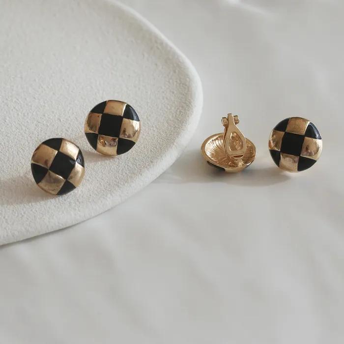_JJ32 Black Gold Round Clip-on Earrings & Earrings