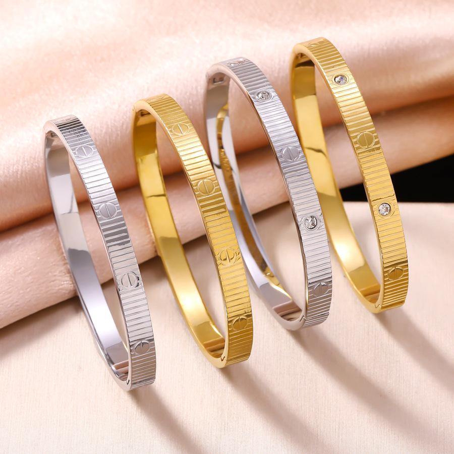 Bracciale a Catena in Acciaio Inossidabile e Oro 18K con Incastonatura di Diamanti - Gioiello alla Moda, Versatile, Inossidabile in Acciaio al Titanio per Donne
