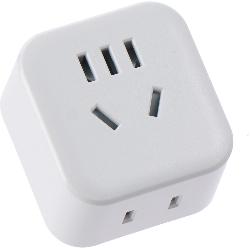 High Quality White Converter Plug Portable Durable Charger Plug PVC Converter Socket Motorhome
