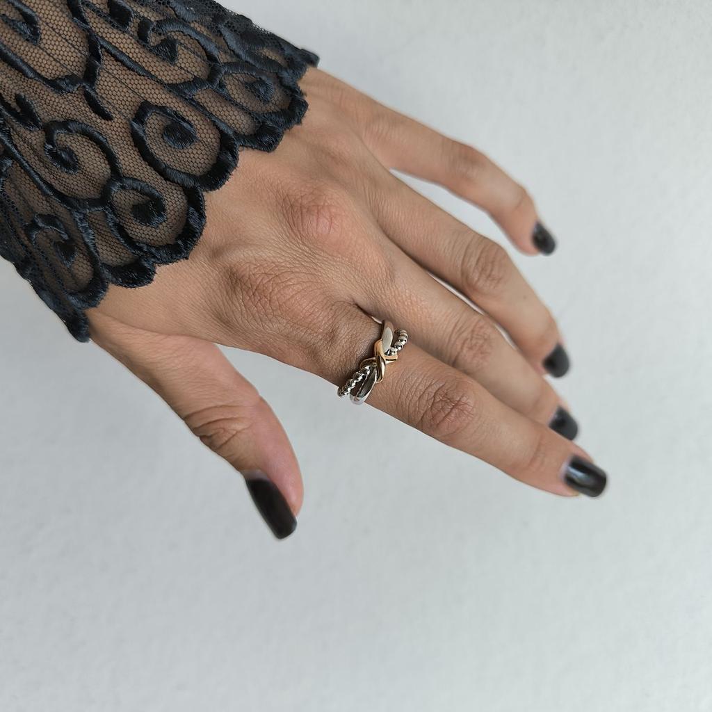 Серебряное кольцо с без камней, вес изделия 3,78 гр (2192015)