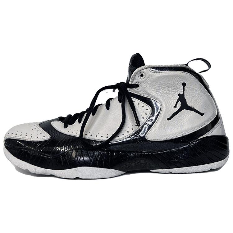 

Jordan 2012 White Black 508318-180 42