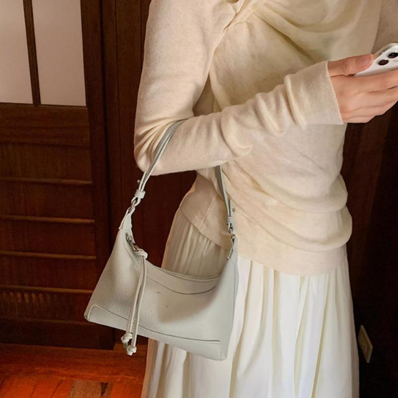 Underarm Handbag, Niche Small Shoulder Bag, Fashionable and Versatile Single-shoulder Bag