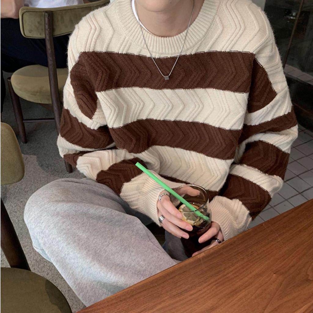 Hong Kong Style Men's Winter Loose Knit Sweater - Trendy Round Neck, Korean Version, Relaxed Couple Design