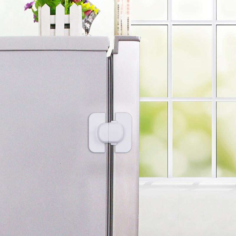 Serratura per porta del frigorifero del congelatore per la casa Chiusura a scatto Cattura per bambini Serrature per armadietti per bambini Serratura di sicurezza per bambini