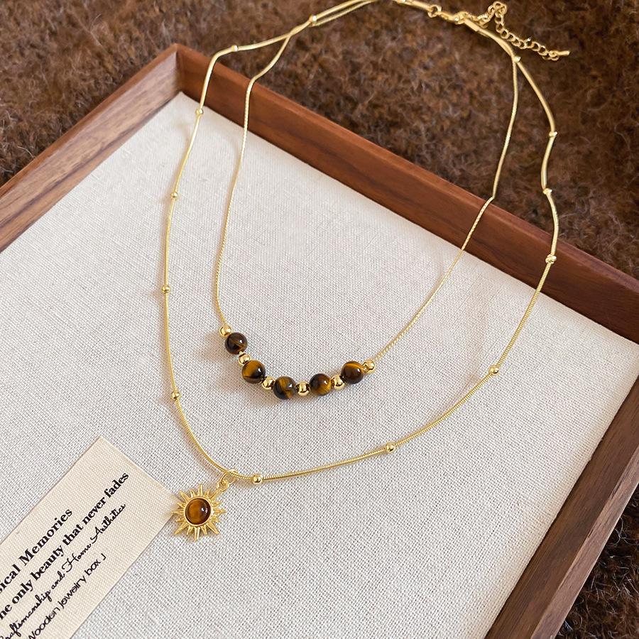 Maillard Tiger Eye Bead Round Pendant Necklace - Retro Casual Style Sweater Chain, Simple and Versatile.