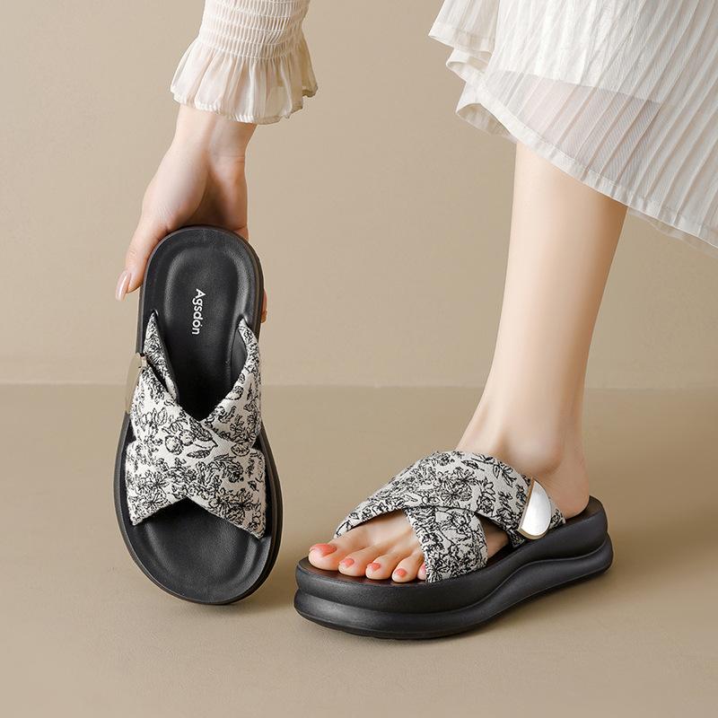 Augusteng New Chinese Platform Slippers Women's Summer Wear 2025 New Home One-word Drag Cool Slippers