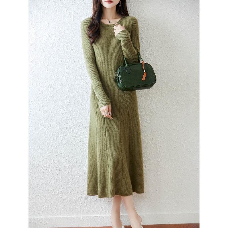 Women's Autumn/Winter Long Slimming Cashmere Wool Dress - French Round Neck Over-the-Knee Style