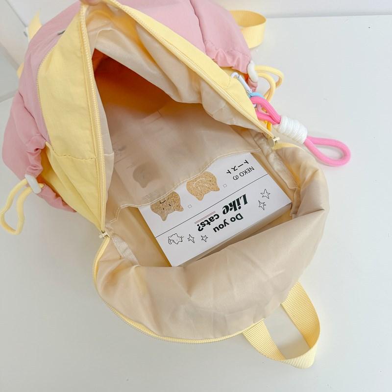 School bag 2025 new Korean version of children's small school bag spring outing light casual backpack foreign style contrasting color versatile