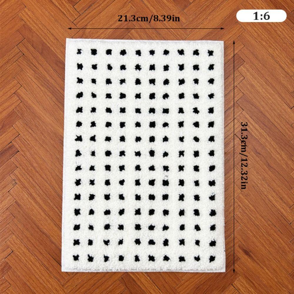 1/12 Scale Simulation Rug Mat Model Pretend Play Black Plaid Floor Mat  Doll House Accessories