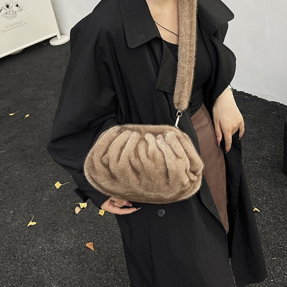 Fluffy Plush Cloud Dumpling Bag Ruched Faux Fur Bags for Women Shoulder Bag Winter Warm Soft Crossbody Bags Handbags Pouch