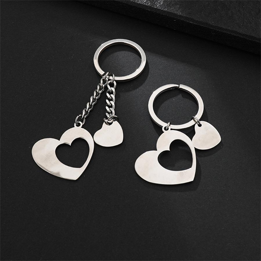 Heart-Shaped Titanium Steel Couple Keychain – Engravable Gift
