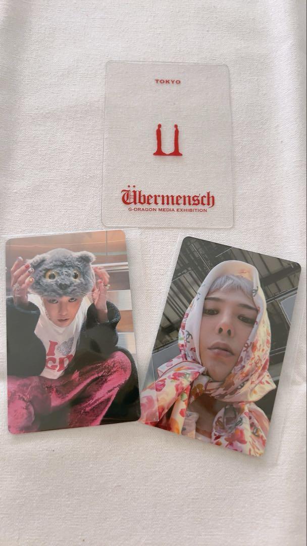 

[Б/У] Две карты G-Dragon, одна прозрачная коллекционная карта