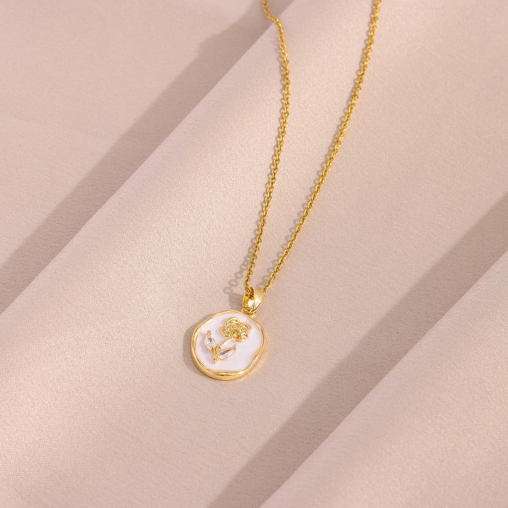 Top Luxury Gold Plated Elegant Retro Oval Rose Pendant Necklaces For Women Female Stainless Steel Neck Chain Jewelry Gift
