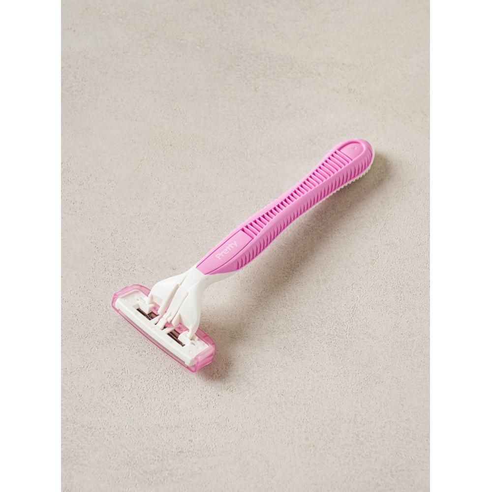 Daiso Kai Pretty 3 Blade Body Shaver  Pack Of 3