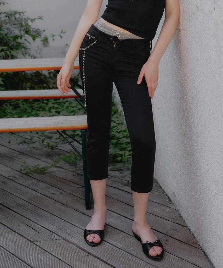 Teuwi Basic Capri Pants