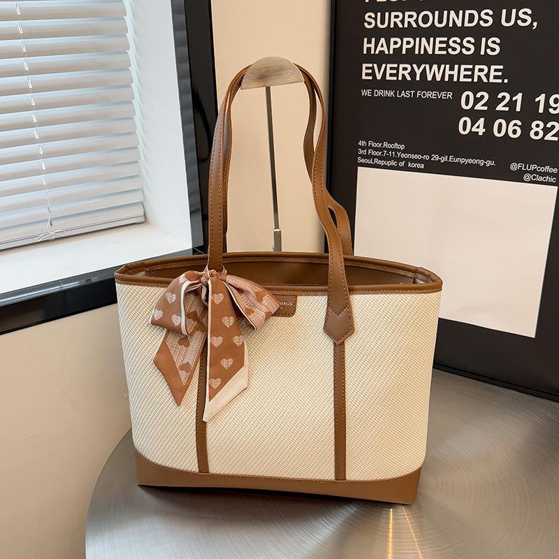 Large-capacity bag women's new high-end college student shoulder bag versatile portable commuter tote bag