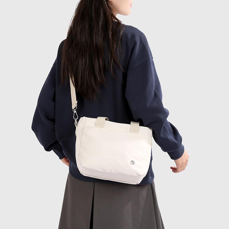 Women's Shoulder Bag Solid Color Handbag Lightweight Crossbody Bag