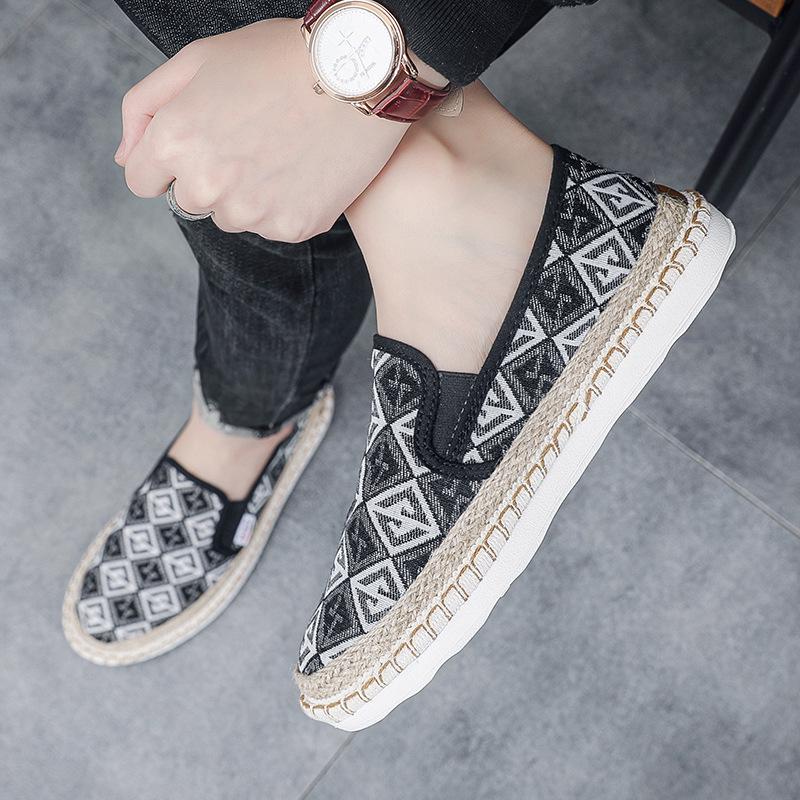 2025 Men's Summer Linen Slip-on Shoes: Trendy, Breathable Old Beijing Fisherman Style