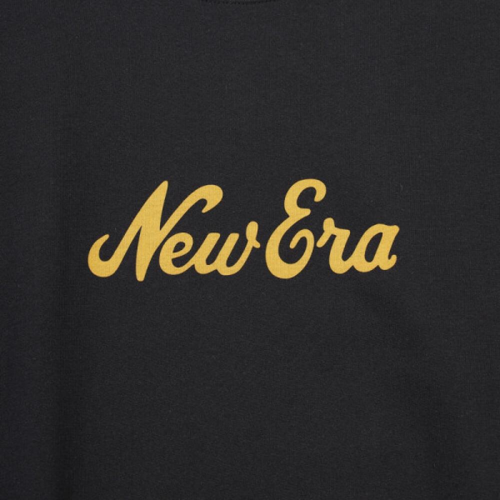 New Era VinTage PosTer T shirT Black mulTi