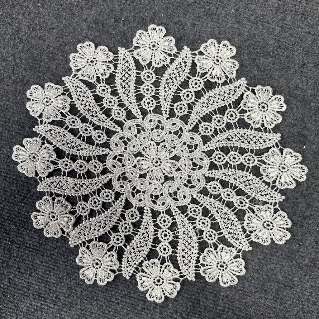 Water-soluble lace placemat French hollow embroidery fabric decorative ornament prop dining table mat white round table mat