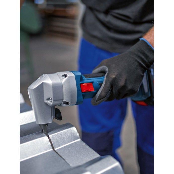 Grignoteuse BOSCH GNA 18V-16 E - Sans batterie, ni chargeur - 0601529600