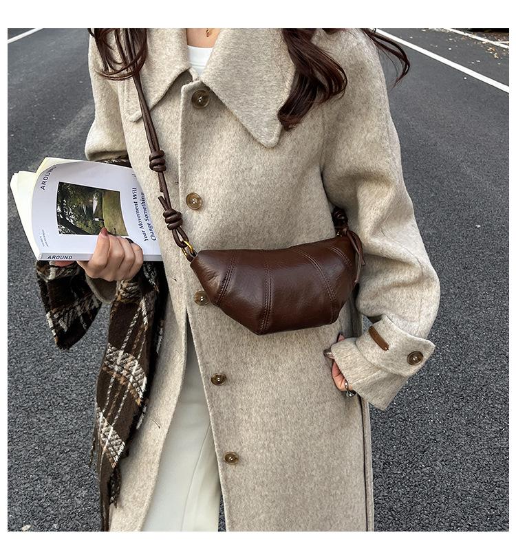 Women's Versatile Crossbody Cross-Stitch Croissant Bag - Niche Design for Fashionable Commute