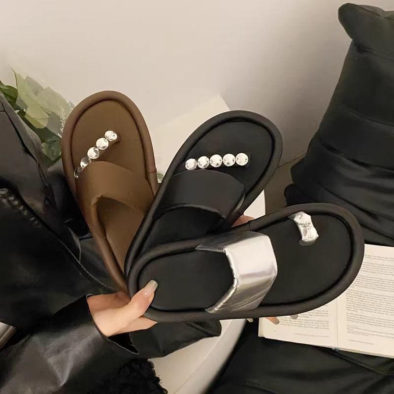 Internet Celebrity Cool Slippers Fairy Summer Wear Ins Tide 2025 New Fashion Out Explosion Platform Beach Shoes