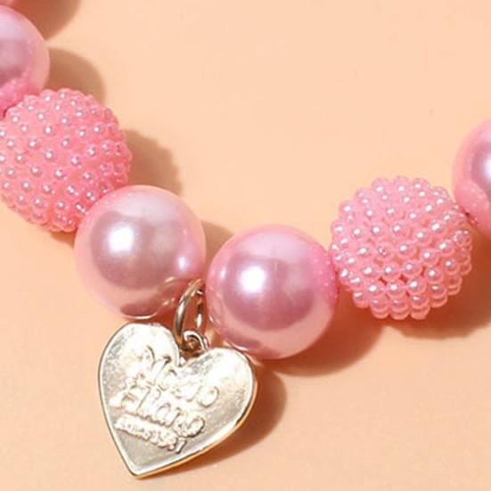 Collier pour chien avec pendentif en forme de cœur et bijoux pour animaux de compagnie en résine et fausses perles