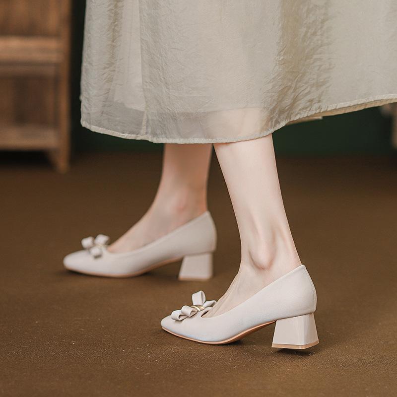 2025 Spring and Autumn New Single Shoes Square Head Thick Heel Mary Jane Shoes High-end Temperament Banquet Shoes