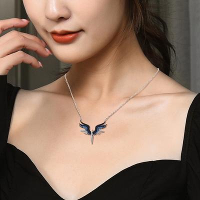Collana da Donna Strass Ciondolo a Forma di Ala d'Angelo Collana Girocollo Regolabile con Catena di Estensione Accessori di Abbigliamento