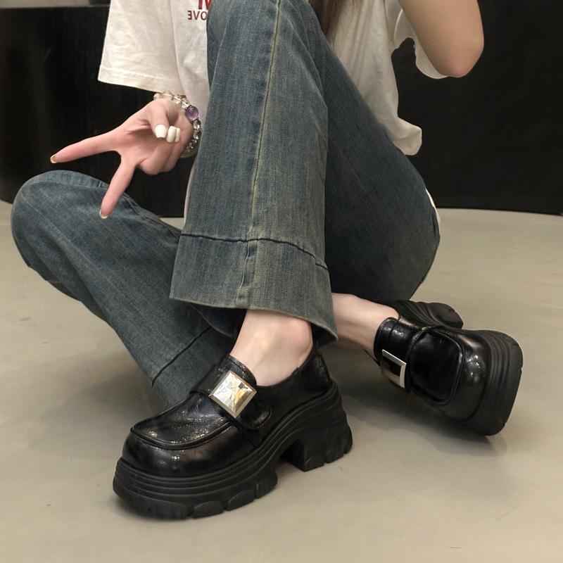 Small Man Thick-soled Black Small Leather Shoes Women's 2025 Autumn New Versatile Velcro Single Shoes British Style Loafers