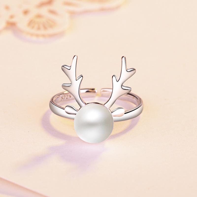 Reindeer Pearl Ring: Women's Korean Fashion Christmas Gift Index Finger Ring